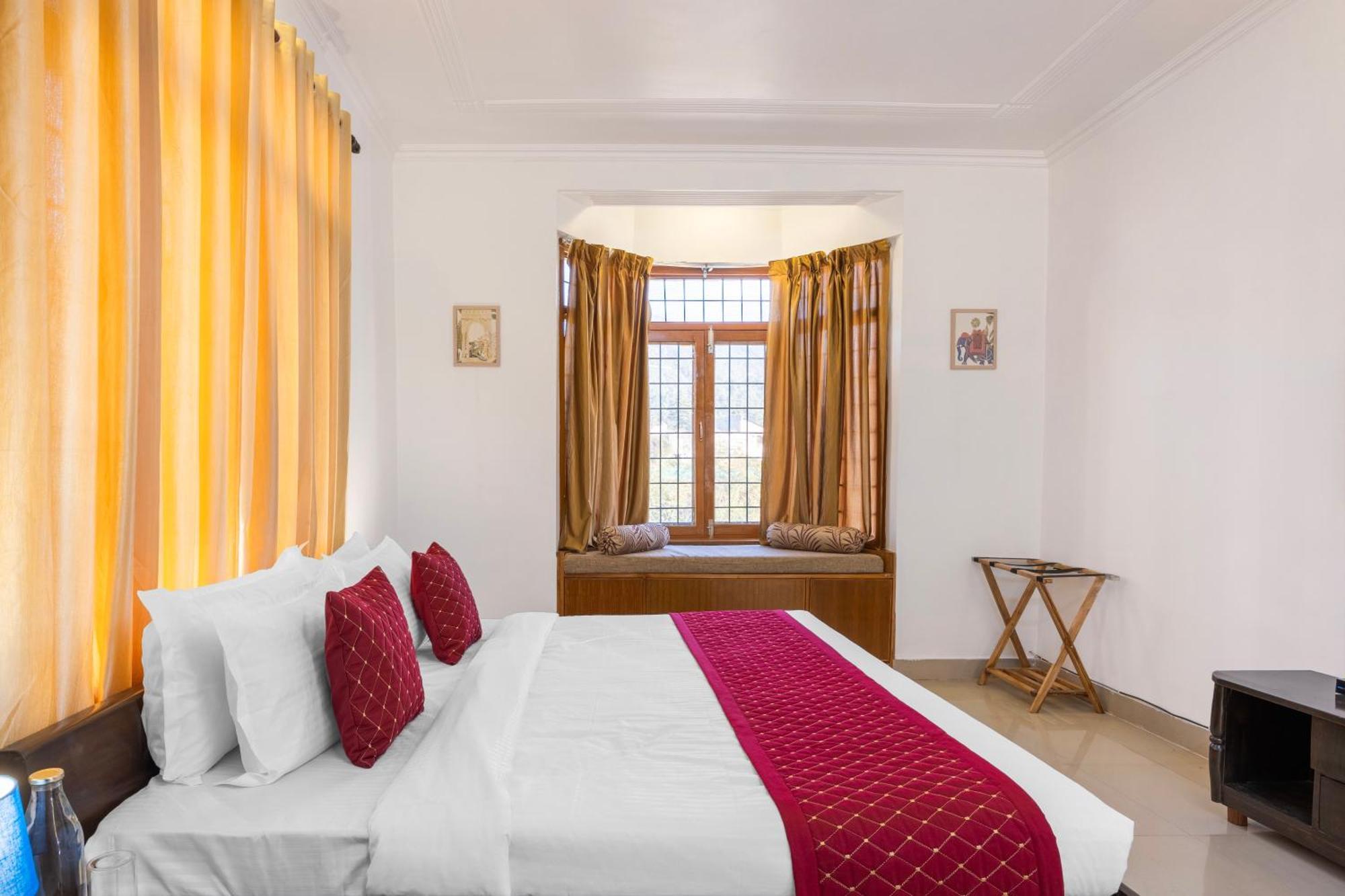 Alaya Stays Rose 3Bhk Cottage Fenced By Hills With Fireplace Bhowali Экстерьер фото