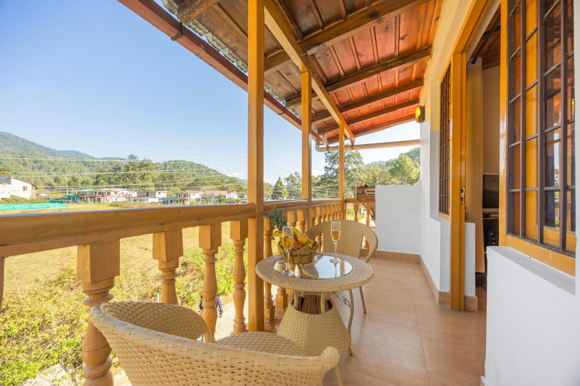 Alaya Stays Rose 3Bhk Cottage Fenced By Hills With Fireplace Bhowali Экстерьер фото
